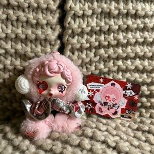 PopMart SKULLPANDA Winter Symphony Series Plush